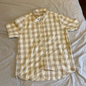 Men’s Outerknown button down short sleeve shirt - size XL